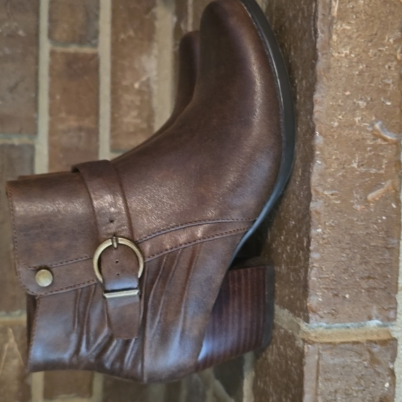 Beartraps Lane‎ Ankle Boots Women's Sz 7.5  Brown Buckle Western Boho Booties - Picture 1 of 7